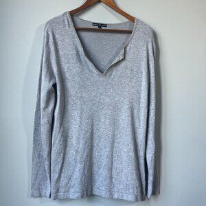 cYc Shimmery V Neck Tunic in gray size Large
